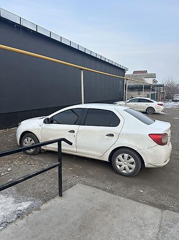 Renault: Renault Logan: 2018 г., Механика, Бензин, Седан — 4