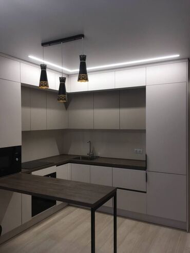 Потолочные работы: Монтаж потолков, Монтаж потолочных плинтусов Больше 6 лет опыта — 8