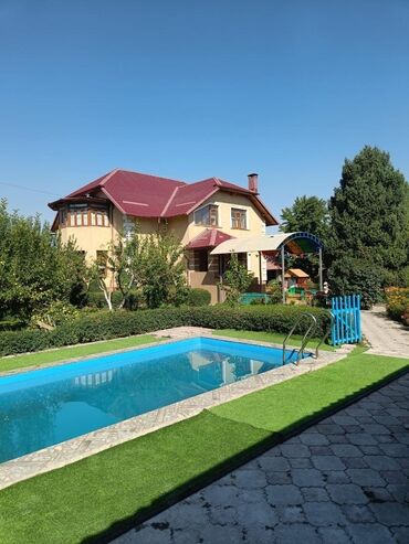 Продажа домов: Дом, 300 м², 9 комнат, Собственник