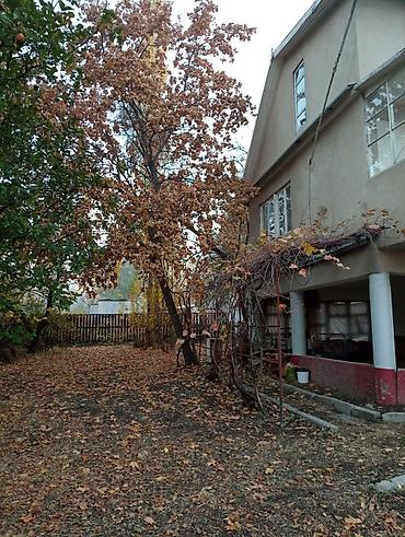 аренда коттеджи: Дача/загородный дом на берегу реки в живописной горной местности. - — 2