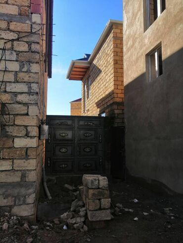 Həyət evləri və villaların satışı: Masazır 4 otaqlı, 160 kv. m, Kredit var, Təmirsiz — 10