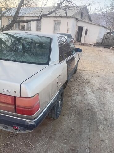 Audi: Audi 100: 1988 г., 2 л, Механика, Бензин, Седан — 5