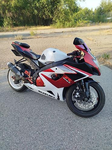 Мотоциклы: Спортбайк Suzuki, 1000 куб. см, Бензин, Взрослый, Б/у — 2