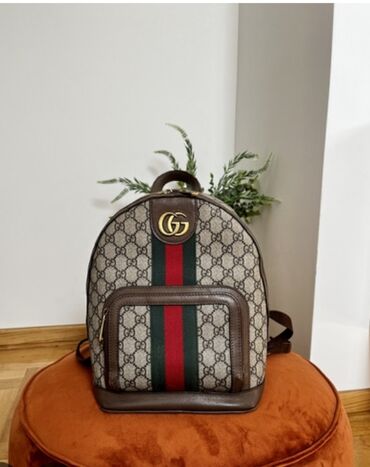 ugg cizme original: Gucci, Material: Leather