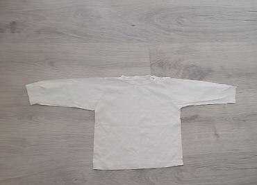 Taksi, logistika i dostava: Paket ocuvanih stvari za decaka vel 92. Cena paketa je 3000 din.Ne — 7