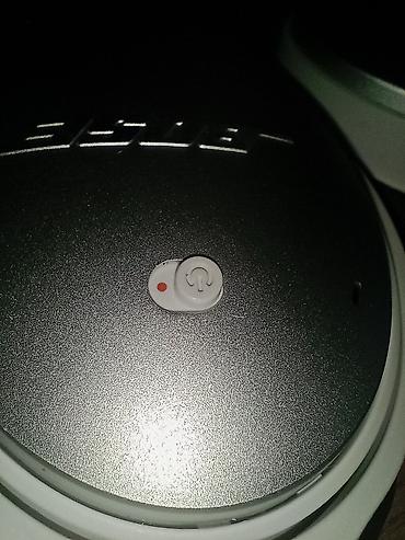 Slušalice: **BOSE®** Over-ear Slušalice sa specijalnim kablom — 21
