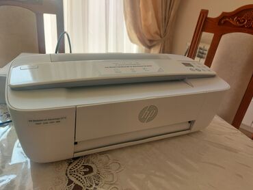 Printerlər: Ağ rəngli HP DeskJet Ink Advantage 3775 printeri. Simsiz çap, skan və
