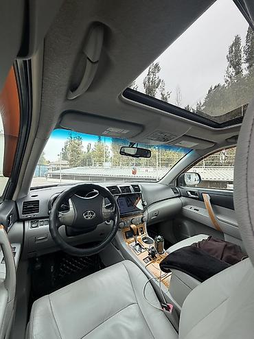 гольф з автомат: Toyota Highlander: 2010 г., 3.5 л, Автомат, Гибрид, Внедорожник — 6