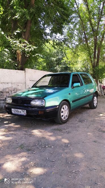 нива продаю: Volkswagen Golf: 1995 г., 1.8 л, Механика, Бензин, Хэтчбэк