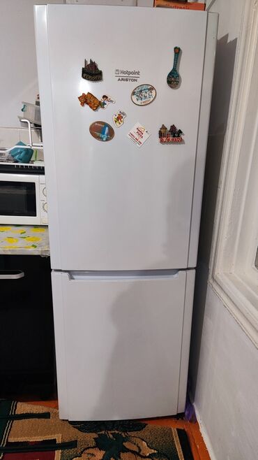 аристоны прадажа: Холодильник Hotpoint Ariston, Двухкамерный, De frost (капельный)