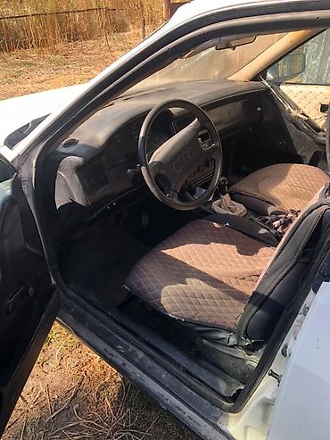 audi 100: Audi 80: 1990 г., Механика, Седан — 3