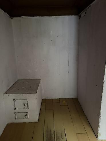 Үйлөрдү ижарага берүү: 45 м², 3 бөлмө, Жаныбарлары жок — 3
