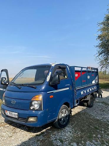 бункер питатель: Легкий грузовик, Hyundai, Стандарт, 2 т, Б/у — 1