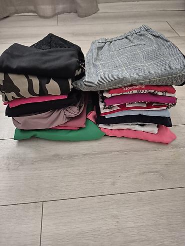najk jakne: Paket ženske garderobe – 16 komada. Set obuhvata raznovrsne komade za — 1