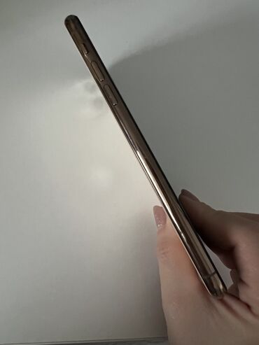 Apple iPhone: Apple iPhone iPhone 11 Pro Max, 64 GB, Zlatna, Face ID — 4