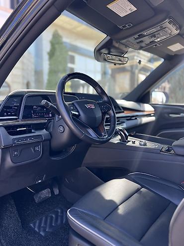 cadi: Cadillac Escalade: 2022 г., 6.2 л, Автомат, Бензин, Внедорожник — 7