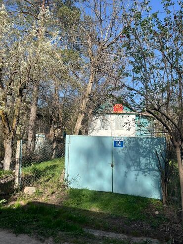 квартира бишкек в месяц: Дача, 22 кв. м, 2 бөлмө, Менчик ээси, Эски ремонт