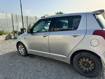 Suzuki: Suzuki Swift: 2005 г., 1.5 л, Автомат, Бензин