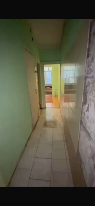 Otaqların uzunmüddətli kirayəsi: 🏡 Bakıxanovda geniş ev satılır Ünvan: Əhmədbəy Ağayev küçəsi 41/45 — 10