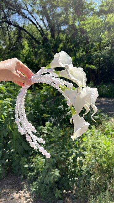 свадебная флористика: Бутоньерки и браслет для дружек в подарок 🎁 Элегантный букет невесты