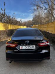 Toyota: Toyota Camry: 2018 г., 2.5 л, Вариатор, Гибрид, Седан — 7