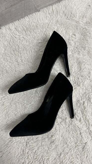 бархатные туфли: Туфли 37, цвет - Черный