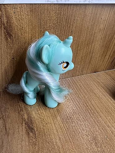 Фигурки My Little Pony — Лира и Чирайли (оригинал Hasbro) - Комплект at lalafo.kg Фигурки My Little Pony — Лира и Чирайли (оригинал Hasbro) - Комплект