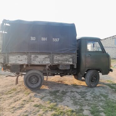 UAZ: UAZ 469: 2.4 l | 1988 il 678000 km Van body type — 9