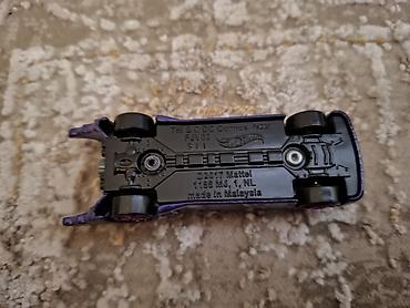 Коллекционная модель Hot Wheels — Batmobile (TM & DC Comics)