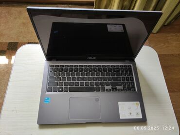 компьютерный мастер: Ультрабук, Asus, 4 ГБ ОЗУ, Intel Core i3, 15.6 ", Б/у, Для несложных задач, память NVMe SSD