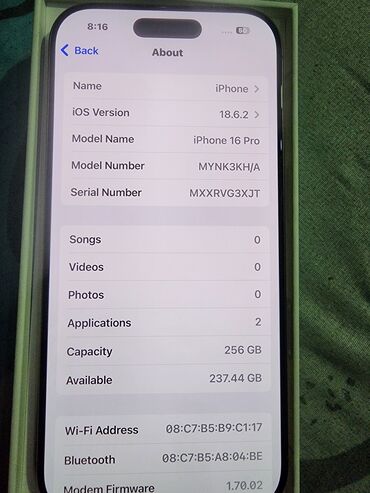 продать макбук: IPhone 16 Pro, 256 ГБ, Золотой, Коробка