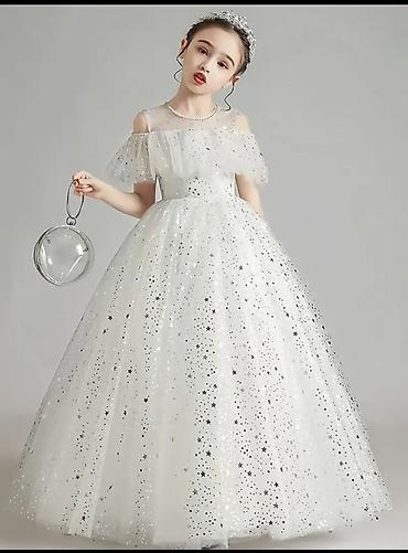 Другие товары для детей: Праздничные детские костюмы и платья на прокат!!! 400с/день. На — 5