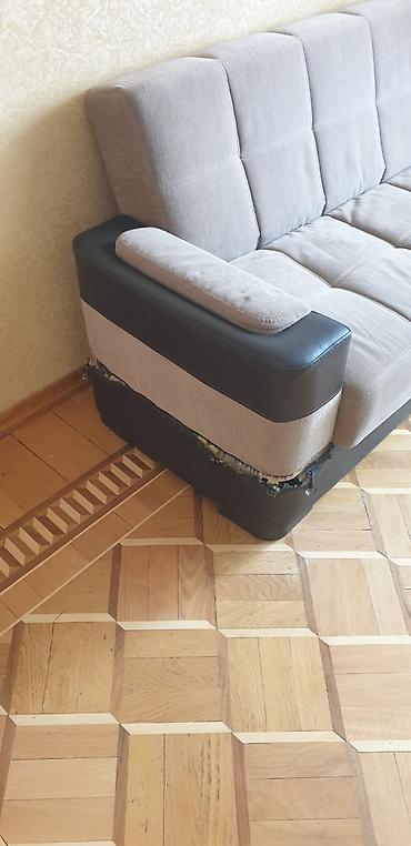 Divanlar: Qonaq otağı üçün 4 nəfərlik genis bazali divan. Divan acilir ve yataq — 2