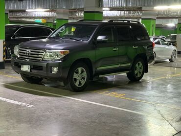 Toyota: Toyota Land Cruiser: 2012 г., 4.6 л, Автомат, Газ, Внедорожник