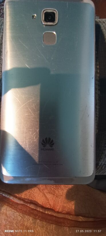 Техника и электроника: Телефон huawei в хорошем состоянии только на задней камере нет