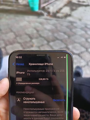 часы арабик: IPhone Xs, Б/у, 256 ГБ, Black Titanium, Зарядное устройство, Чехол, 65 % — 9