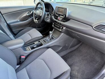 Hyundai: Hyundai i30: 1.6 l | 2017 il Hetçbek — 10