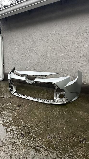 Бампер и комплектующие: Бампер Toyota, Б/у, Оригинал — 2