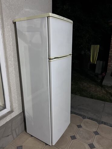 продать бу холодильник: Холодильник Nord, Б/у, Двухкамерный, De frost (капельный), 60 * 190 * 50