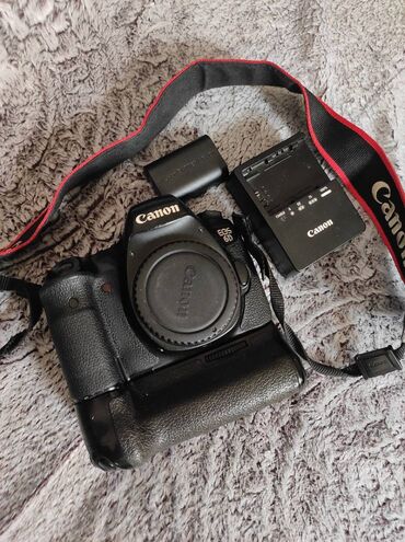 Fotokameralar: Canon 6d. yeni kameraya keçdiyim ucun satıram.Full frame professional
