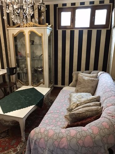 Həyət evləri və villaların satışı: Satılır: həyət evi (təmirli, həyətli sahə) - Plan: girişdə eyvanlı — 26