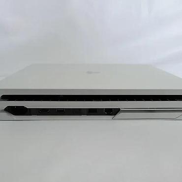 second hand shop electronics: U ponudi Sony PlayStation 4 PRO konzola u perfektnom stanju. PS4 PRO — 10