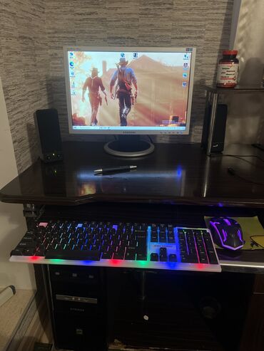 Masaüstü kompüterlər və iş stansiyaları: Gaming Komputer: HDD 1TB Core i5 3340 Videocard:AMD Radeon RX580 8GB