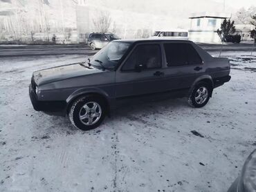 алфат машина: Volkswagen Jetta: 1986 г., 1.8 л, Механика, Бензин, Седан