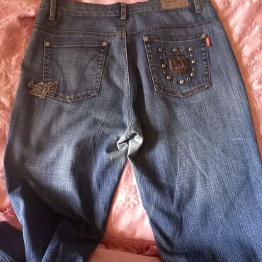 Women's Pants: Evde çox az geyinmiş ter temiz problemsiz cins şalvarlar var.Baha — 8