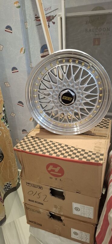 vaz 2107 diskleri: Yeni Disk BBS R 17, 4 Boltlu