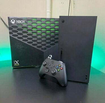 xbox box: Продаю почти новый Xbox Series X 1tb минимально юзаный и с полным
