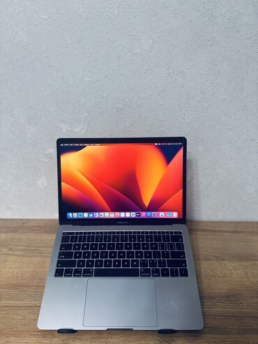 компьютер купить в рассрочку: Ноутбук, Apple, 8 ГБ ОЗУ, Intel Core i5, 13.3 ", Б/у, Для несложных задач, память SSD