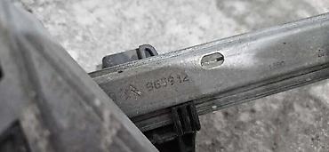 b6 2626: PODIZAC STAKLA MOTORIC ZA CITROEN C3 ZA 2003. GOD — 2