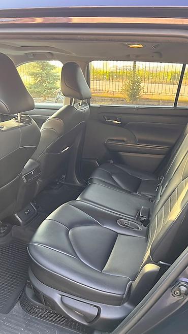 gac aion v: Toyota Highlander: 2021 г., 2.5 л, Автомат, Гибрид, Кроссовер — 7